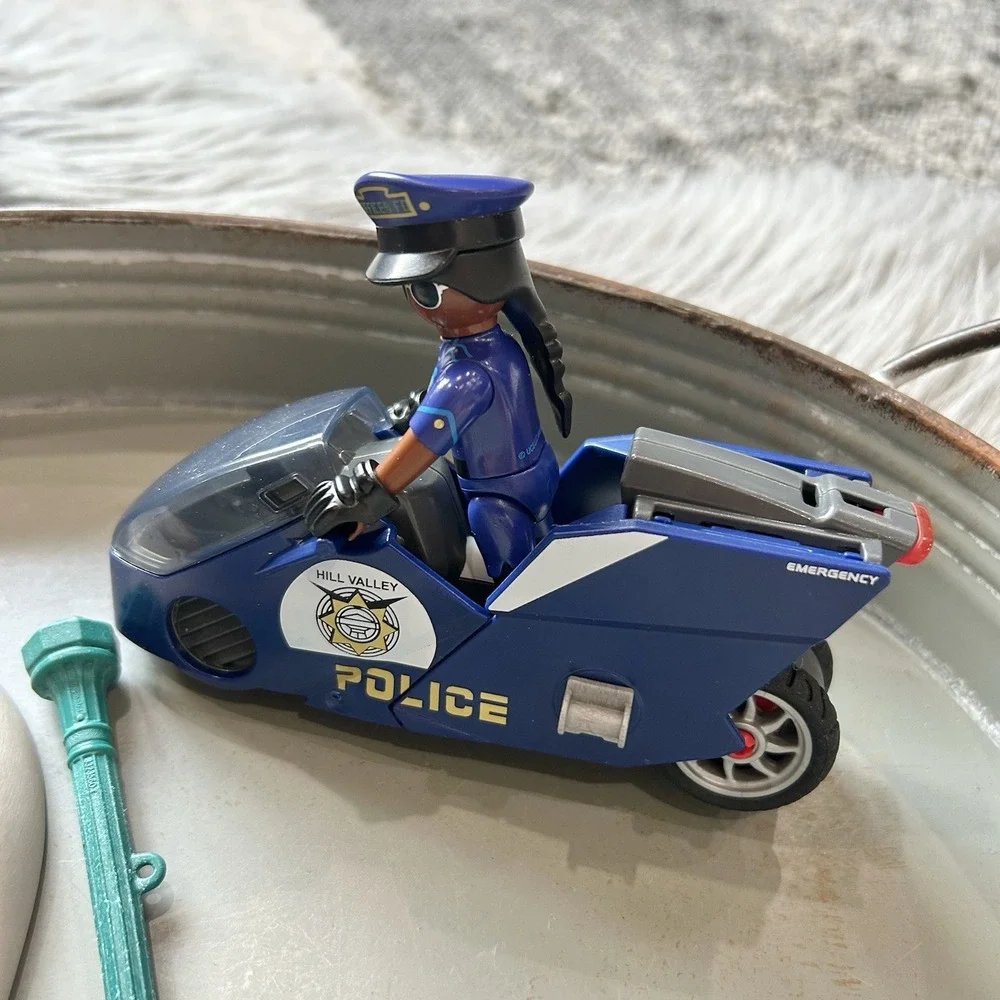 Playmobil‎ BACK TO THE FUTURE 70634 Marty McFly - Police - Replacement Parts